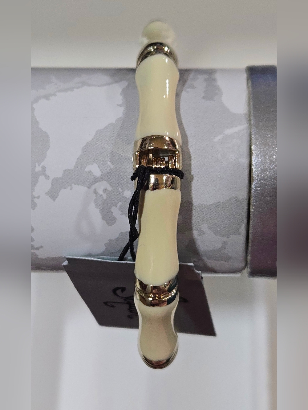 Nordstrom Sequin NYC Cream Enamel Gold Bamboo Hinged Bangle Bracelet NWT - Picture 5 of 6